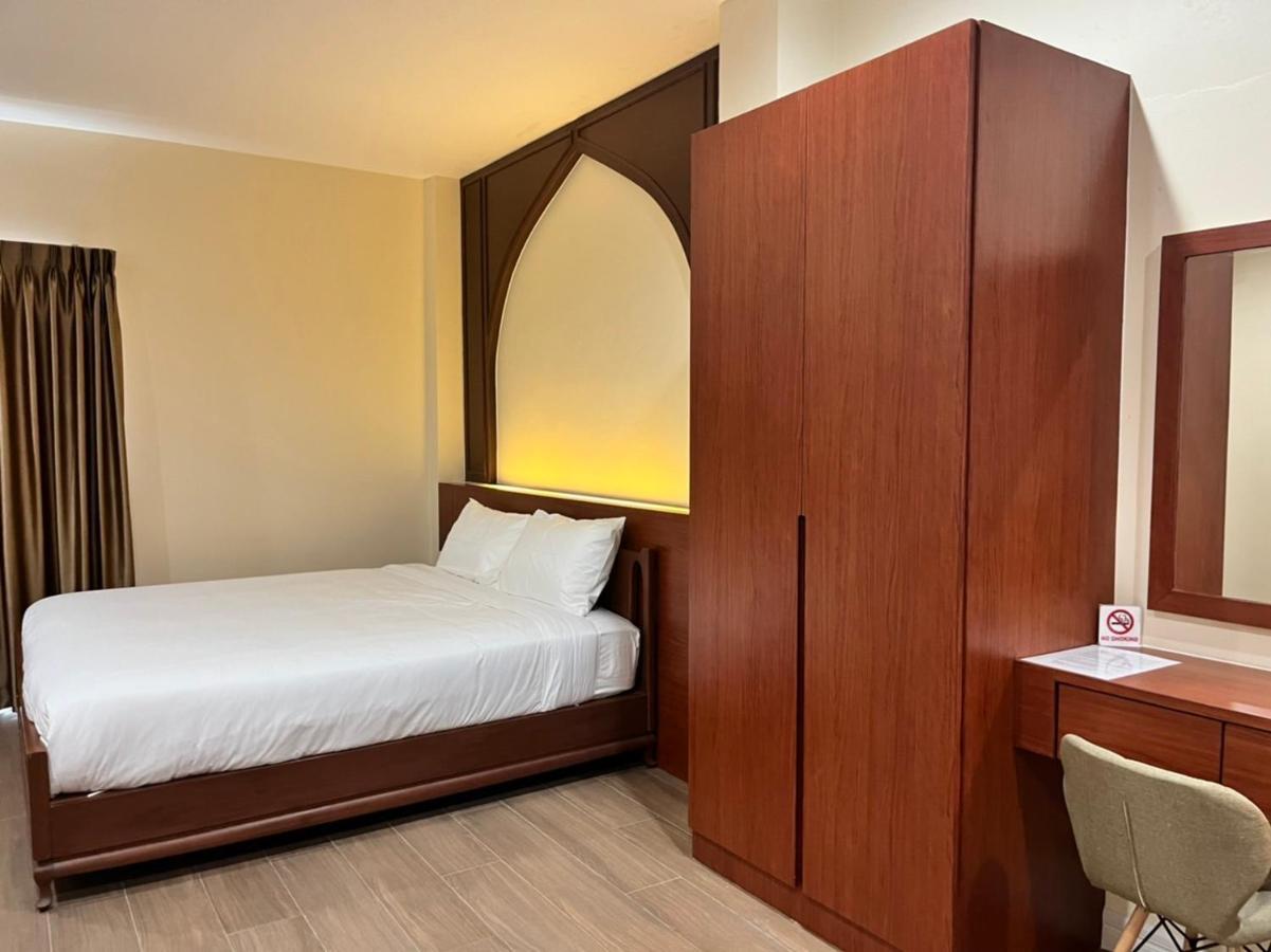 Anwari Hotel Bangkok Buitenkant foto