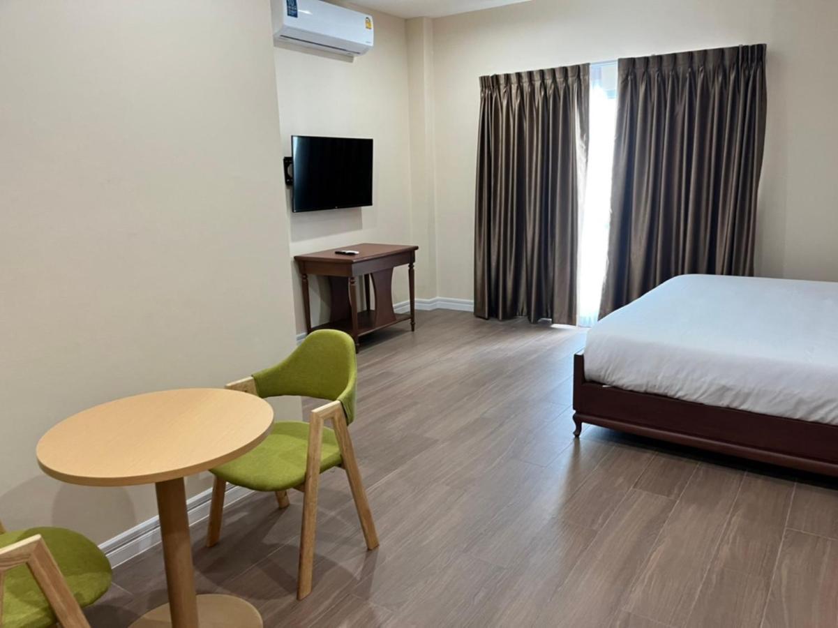 Anwari Hotel Bangkok Buitenkant foto